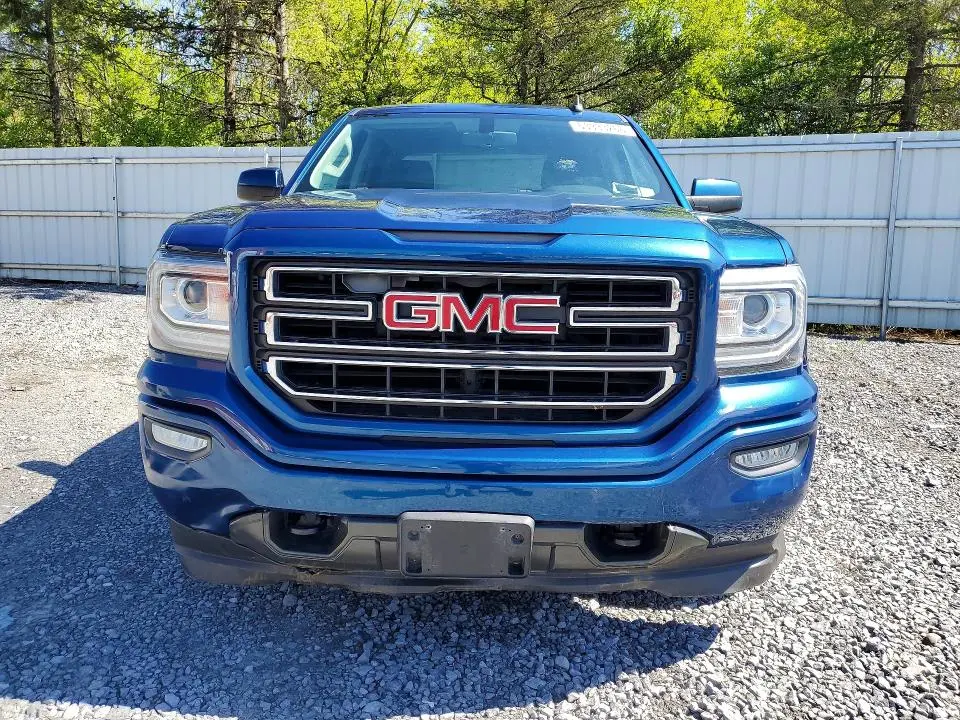 2017 GMC SIERRA K1500 SLE  