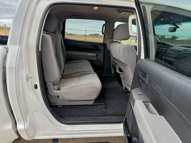 2012 TOYOTA TUNDRA CREWMAX SR5  
