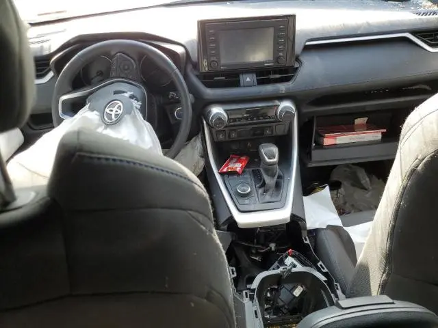 2022 TOYOTA RAV4 SE  