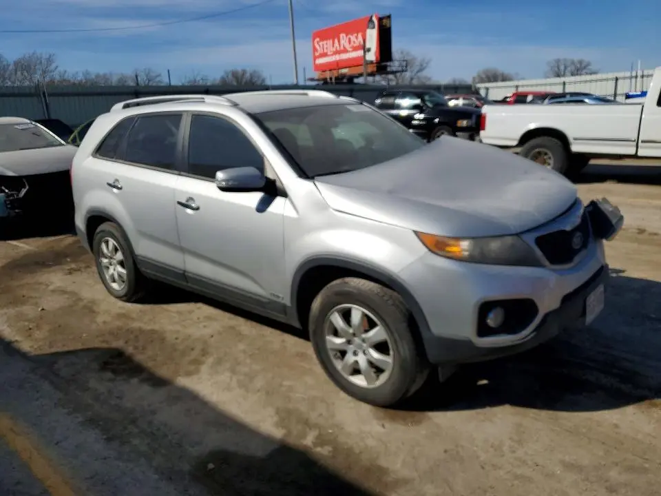 2012 KIA SORENTO LX  