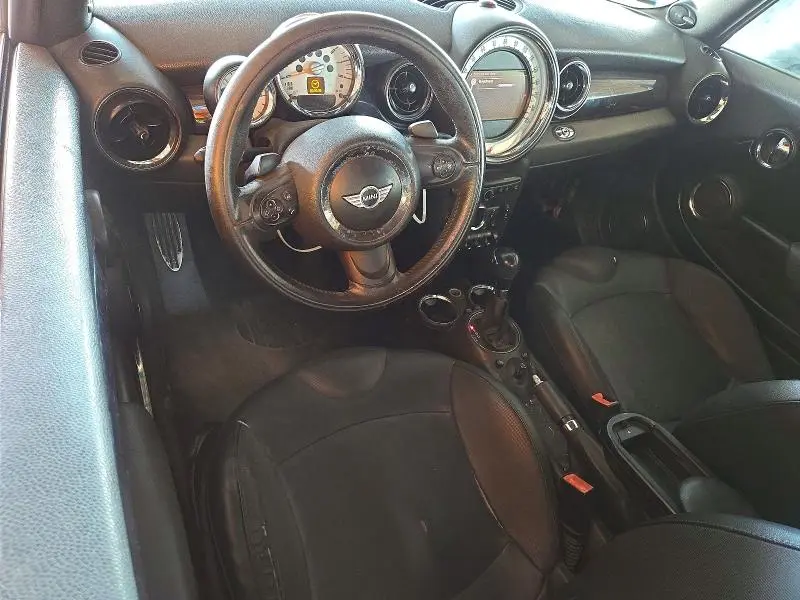 2011 MINI COOPER S  