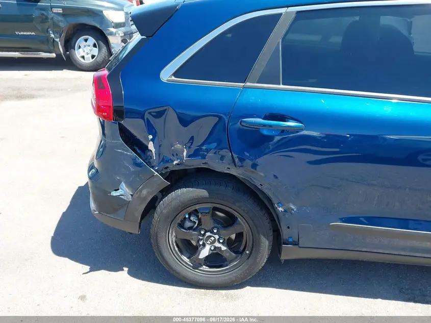 2017 KIA NIRO LX