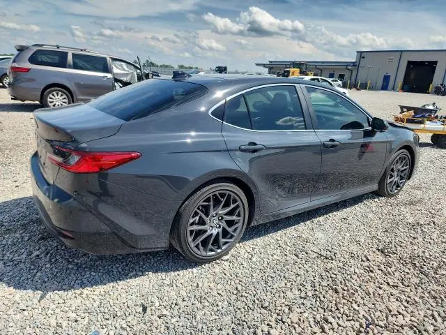 2025 TOYOTA CAMRY XLE  