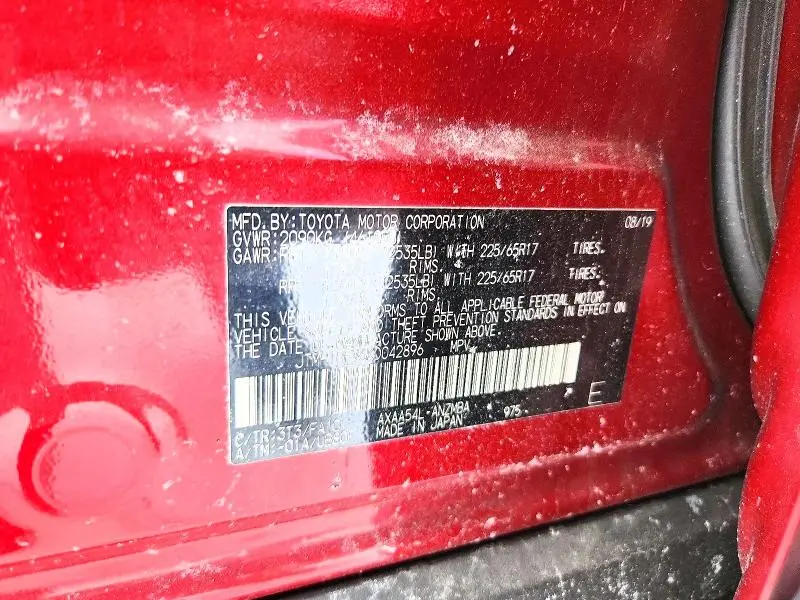 2019 TOYOTA RAV4 XLE  