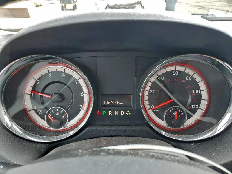 2017 DODGE GRAND CARAVAN SE  