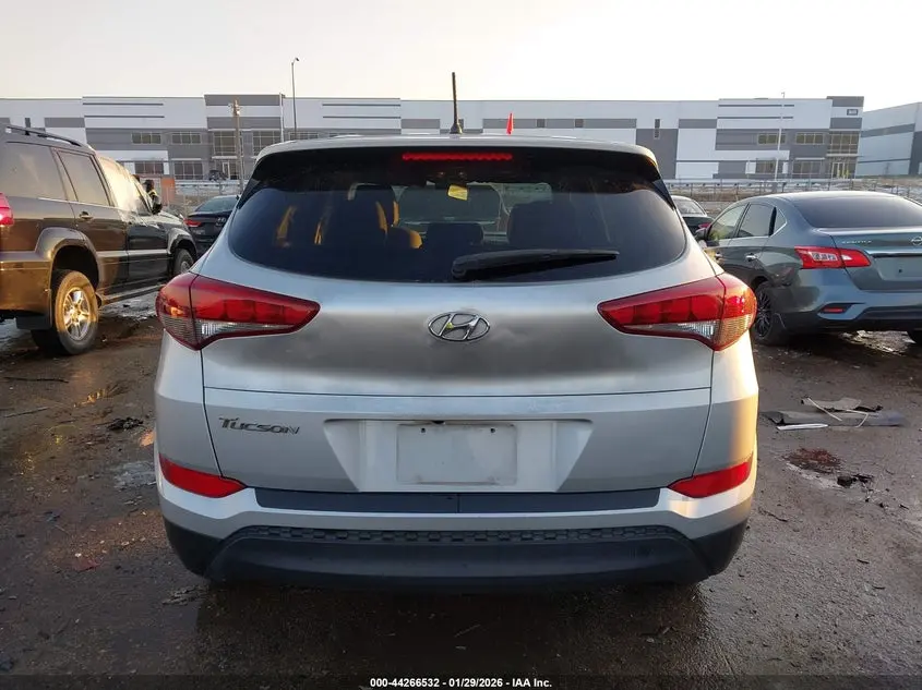 2018 HYUNDAI TUCSON SE