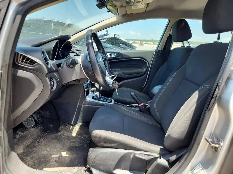 2016 FORD FIESTA SE  