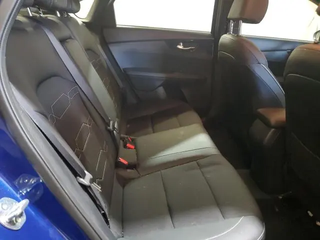 2024 KIA FORTE GT LINE  