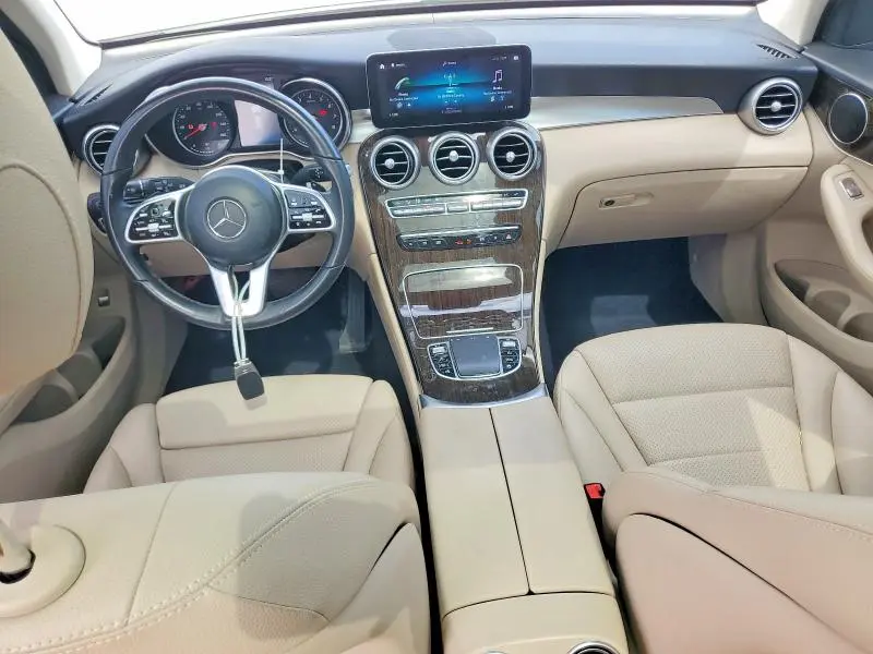 2022 MERCEDES-BENZ GLC 300  