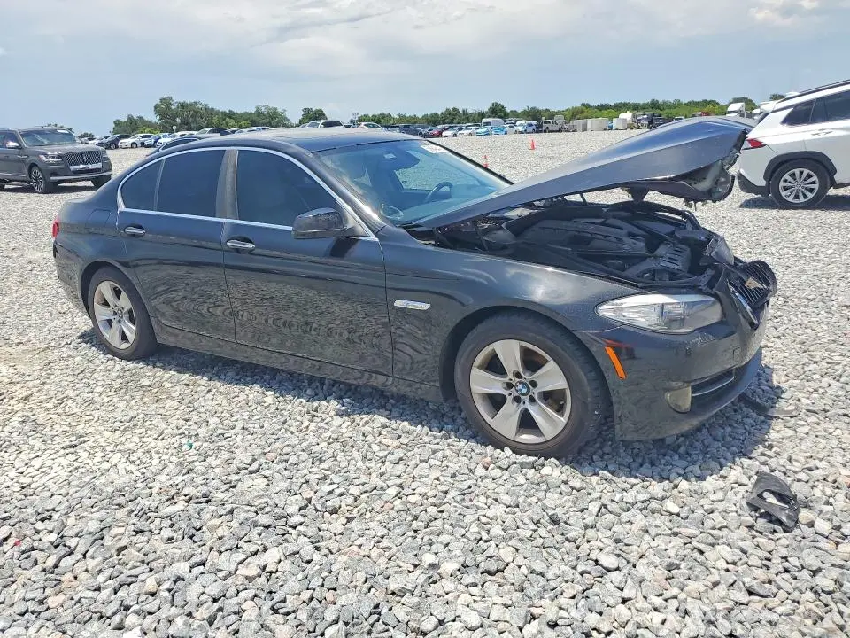 2011 BMW 528 I  