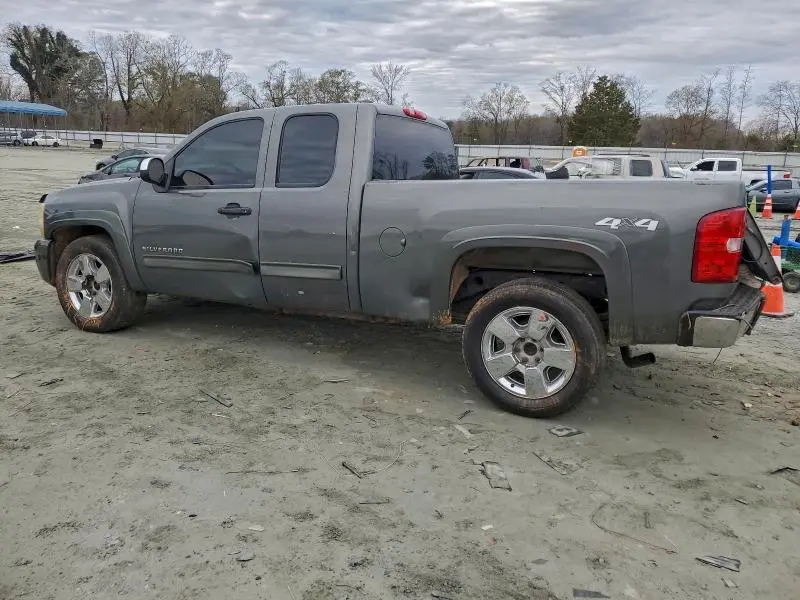 2011 CHEVROLET SILVERADO K1500 LT  