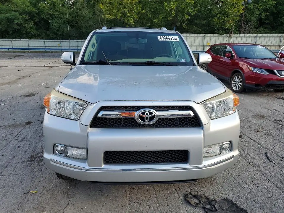 2012 TOYOTA 4RUNNER SR5  