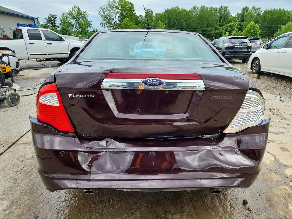 2011 FORD FUSION SE  