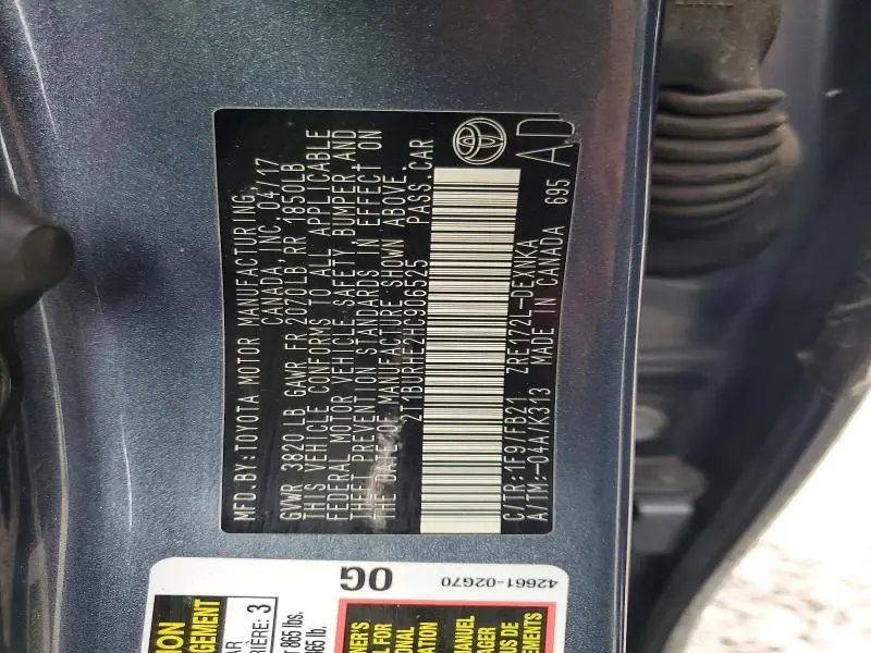 2017 TOYOTA COROLLA LE  