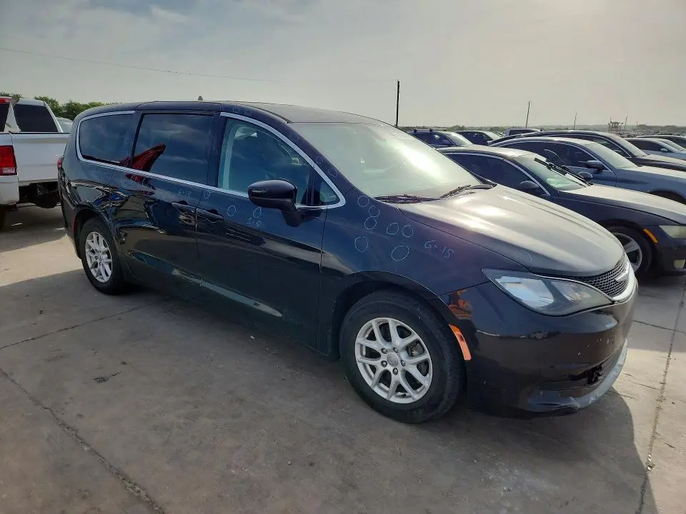 2018 CHRYSLER PACIFICA TOURING  