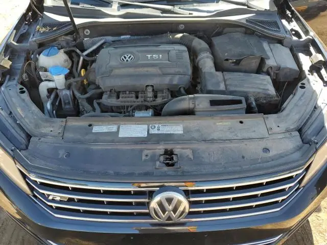 2017 VOLKSWAGEN PASSAT R-LINE  