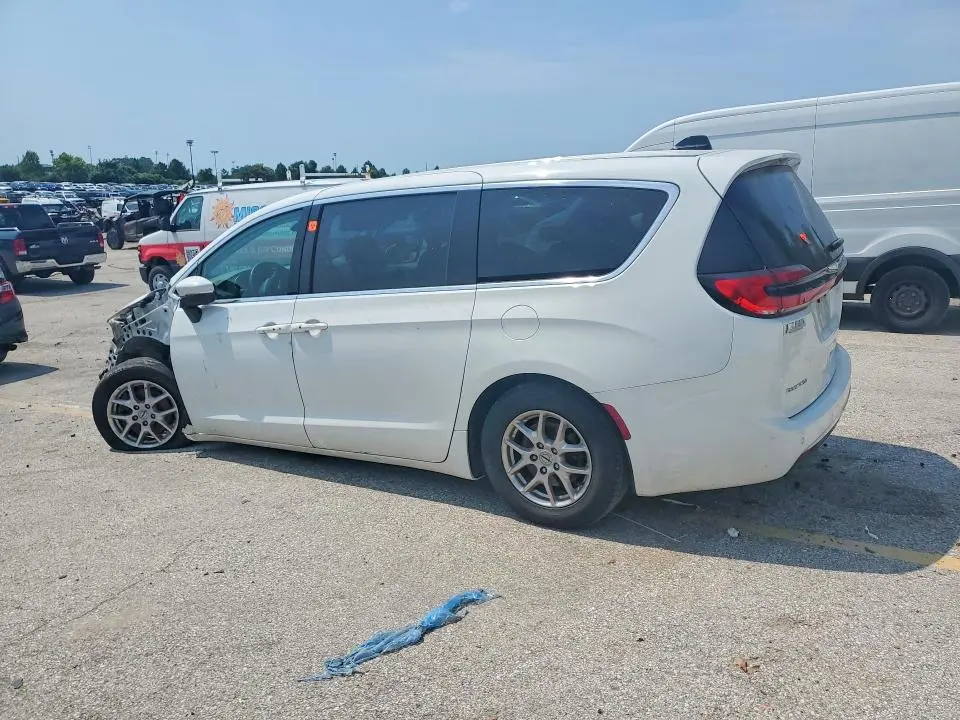 2023 CHRYSLER PACIFICA TOURING L  