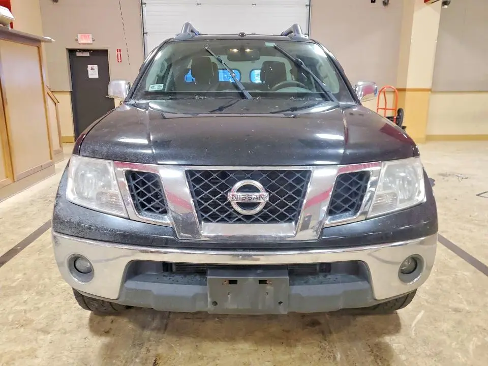 2012 NISSAN FRONTIER S  