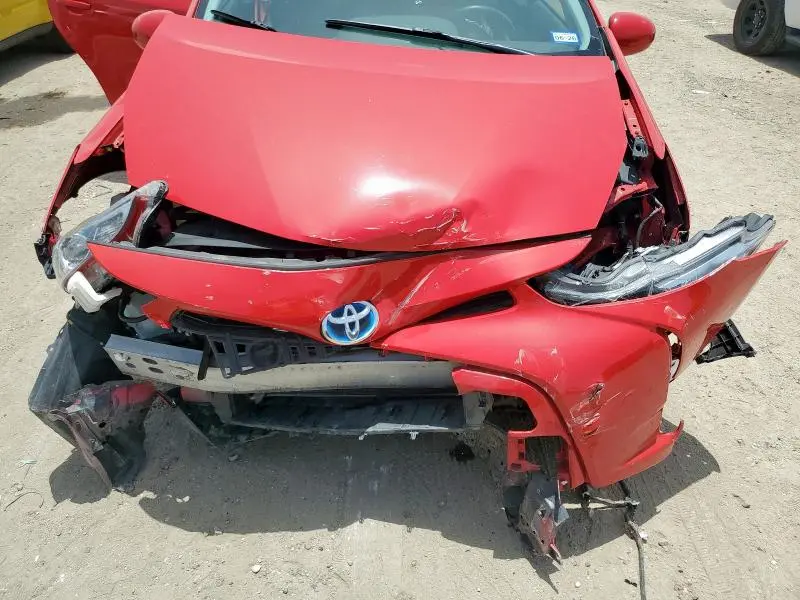 2016 TOYOTA PRIUS V   
