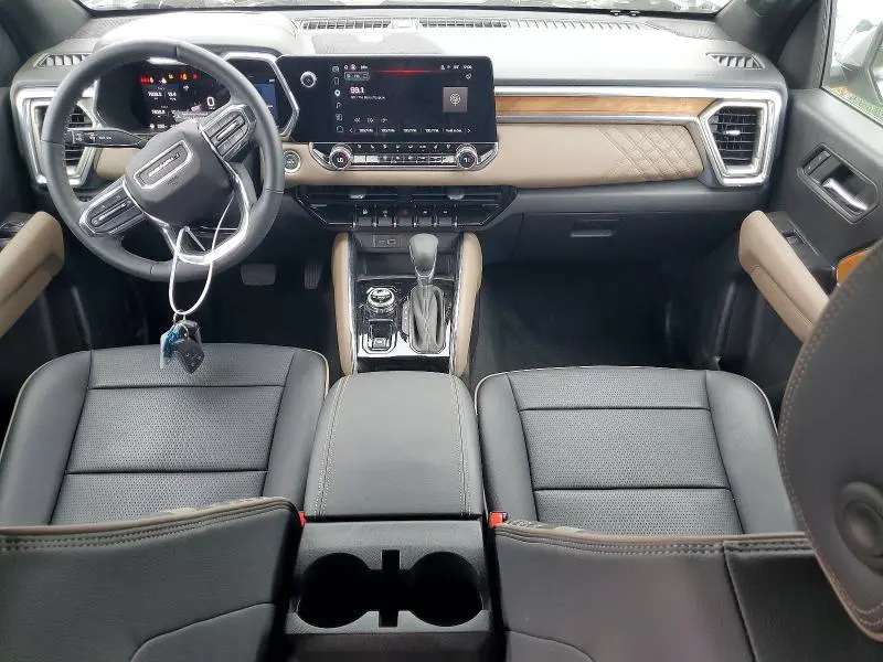 2024 GMC CANYON DENALI  