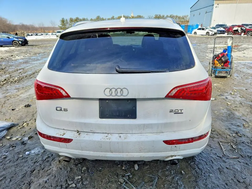 2012 AUDI Q5 PREMIUM  
