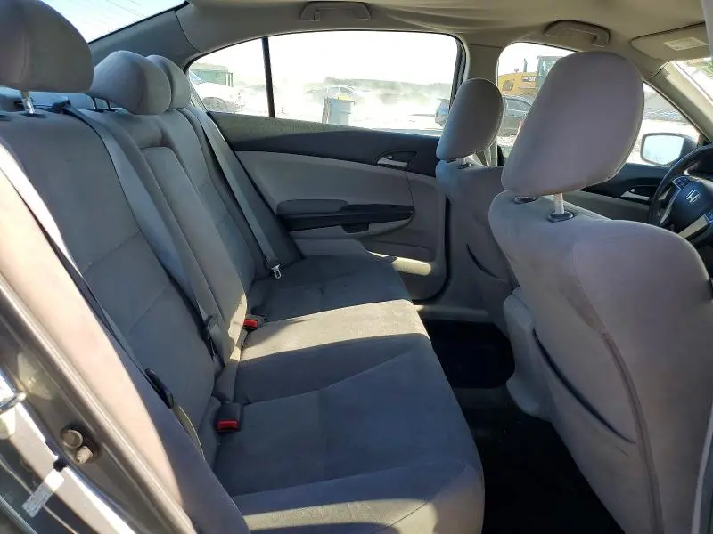 2011 HONDA ACCORD LX  