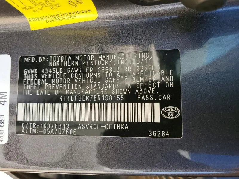 2011 TOYOTA CAMRY LE  