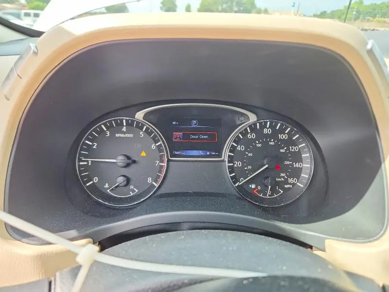 2017 NISSAN PATHFINDER SL  