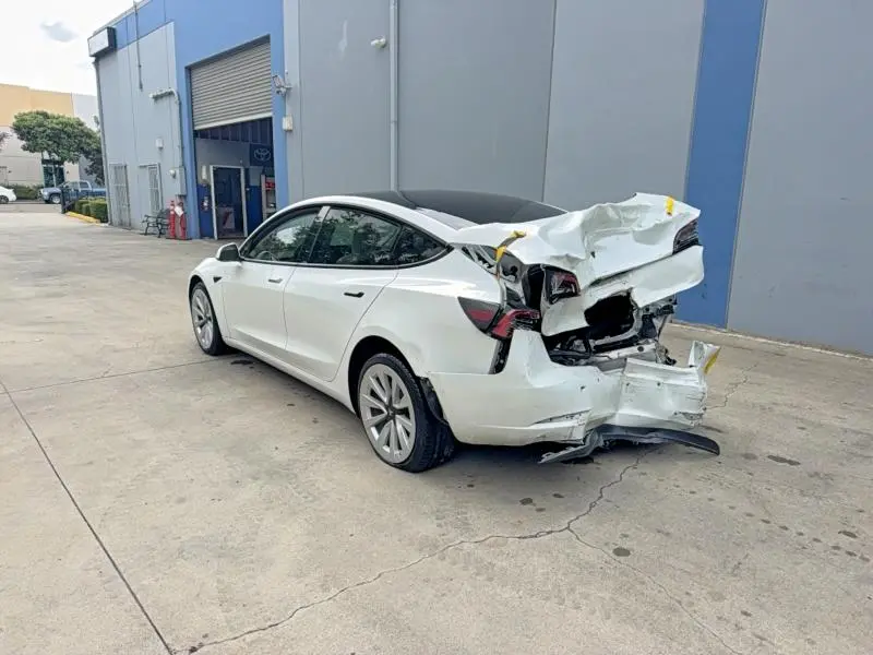 2022 TESLA MODEL 3   