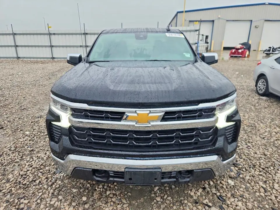 2025 CHEVROLET SILVERADO K1500 LT  