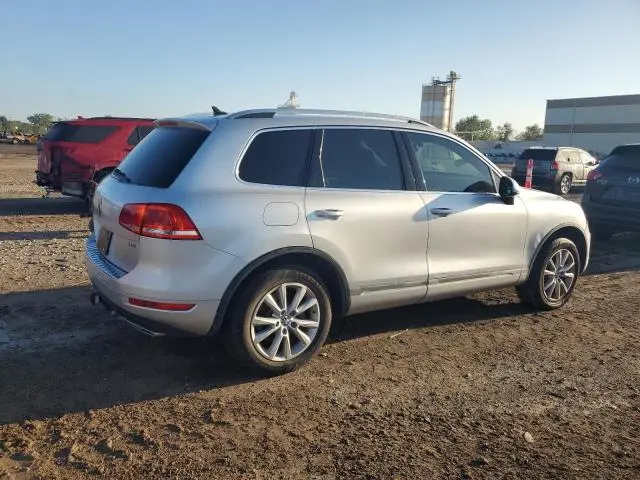 2014 VOLKSWAGEN TOUAREG V6 TDI  