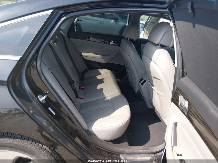 2016 HYUNDAI SONATA HYBRID LIMITED
