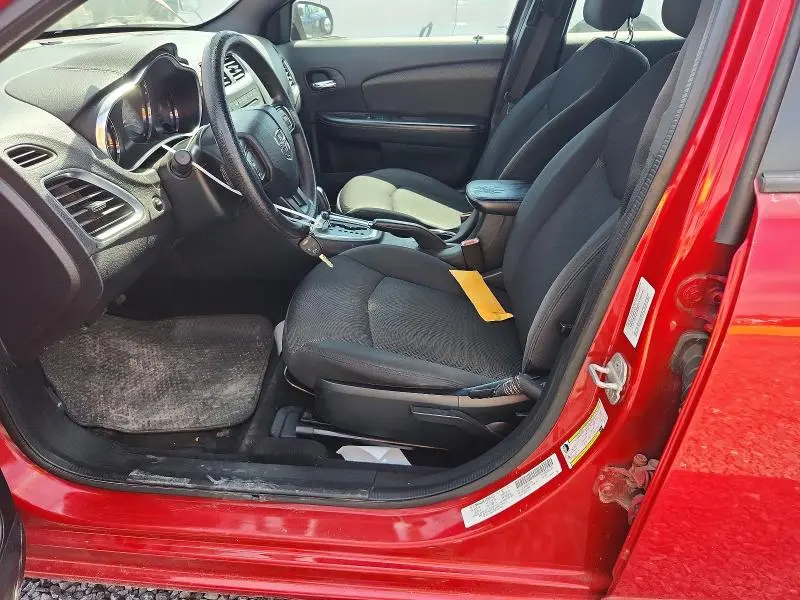 2013 DODGE AVENGER SE  