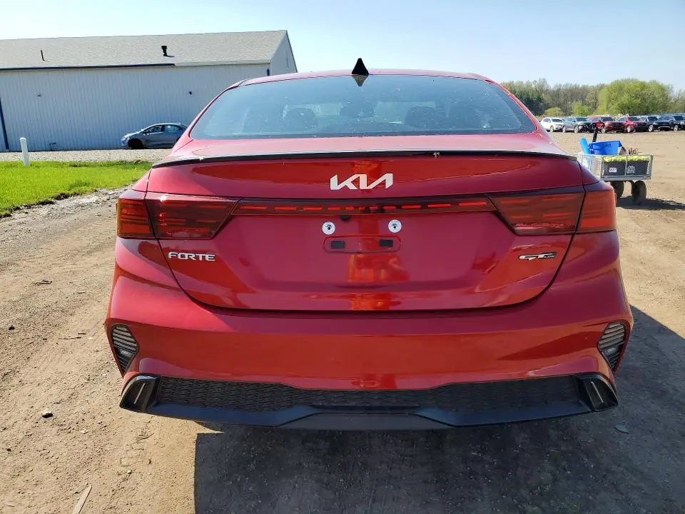 2024 KIA FORTE   