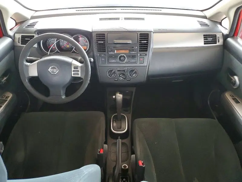 2010 NISSAN VERSA 1.8 S  