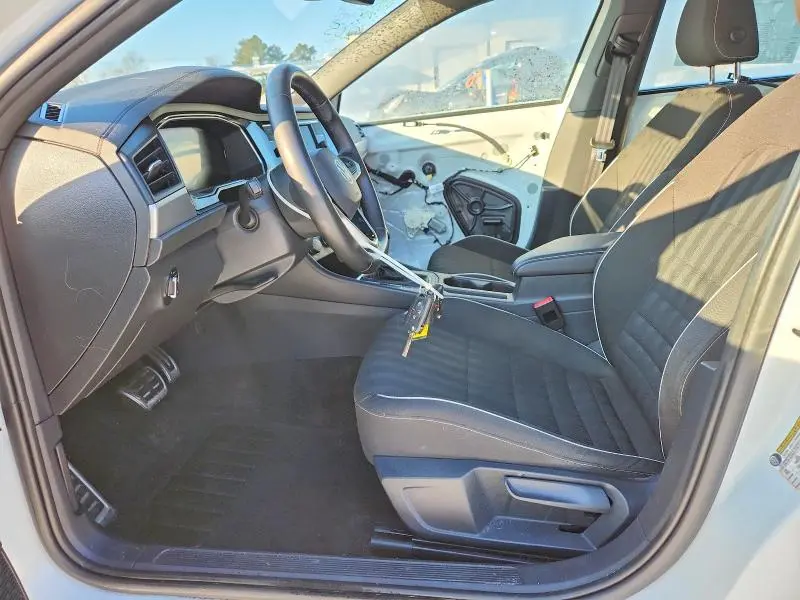 2024 VOLKSWAGEN JETTA SPORT  