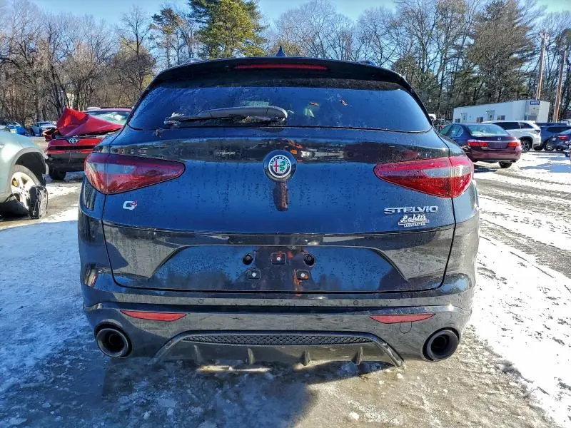 2022 ALFA ROMEO STELVIO TI  