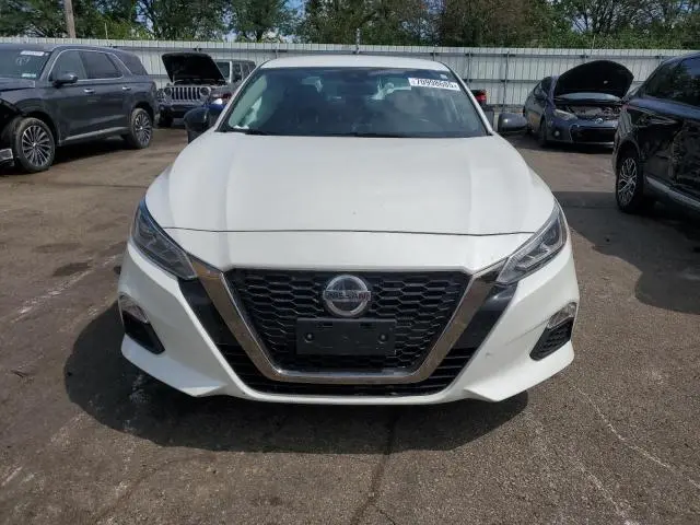 2022 NISSAN ALTIMA SR