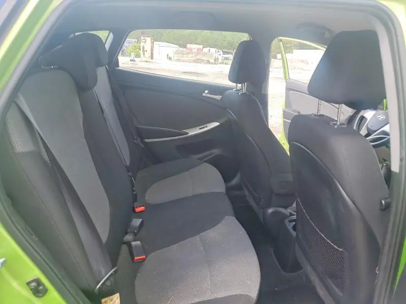 2014 HYUNDAI ACCENT GS  