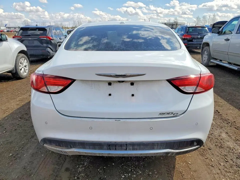 2015 CHRYSLER 200 C  