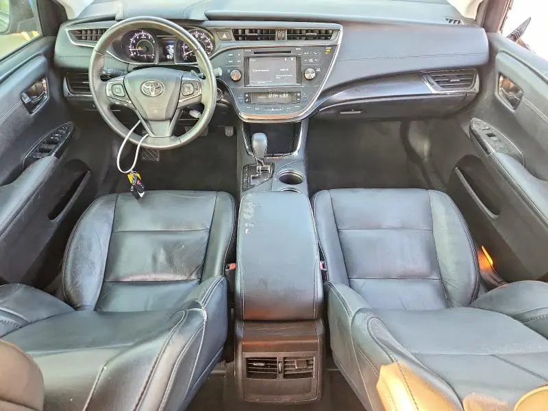 2016 TOYOTA AVALON XLE  