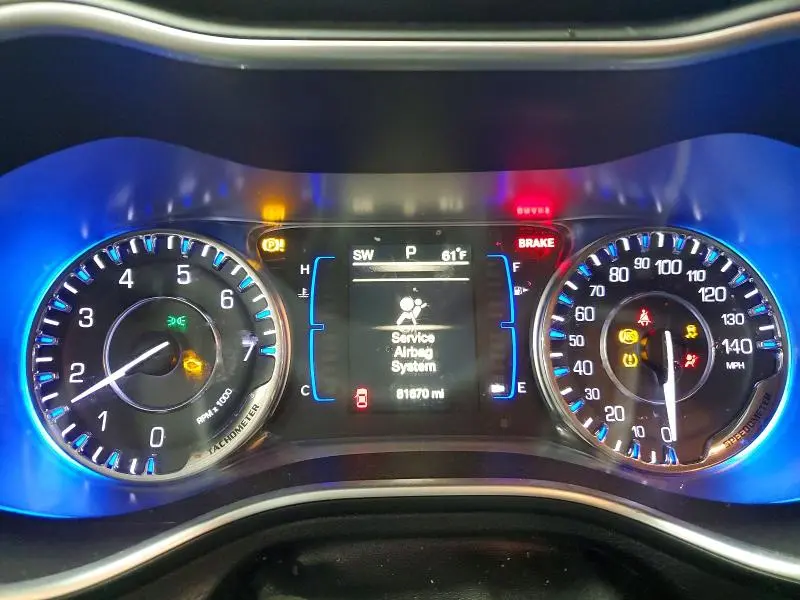 2016 CHRYSLER 200 LIMITED  