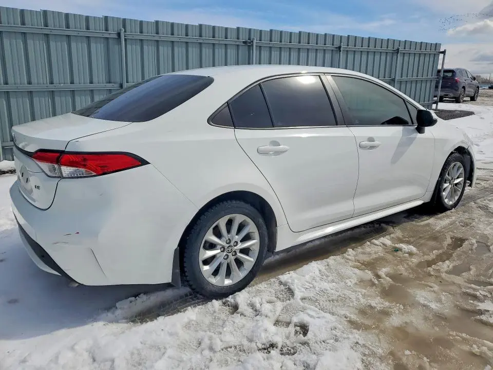 2022 TOYOTA COROLLA LE  