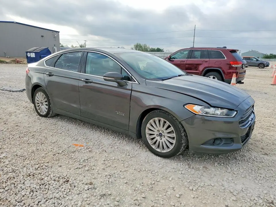 2016 FORD FUSION SE PHEV  