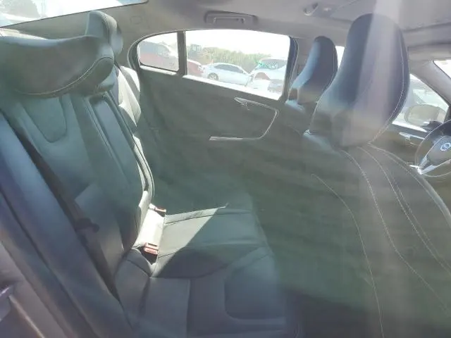 2018 VOLVO S60 DYNAMIC  