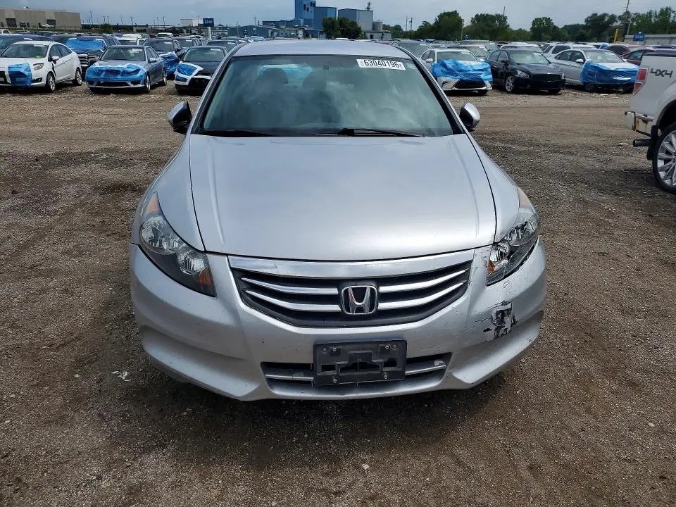 2011 HONDA ACCORD SE  