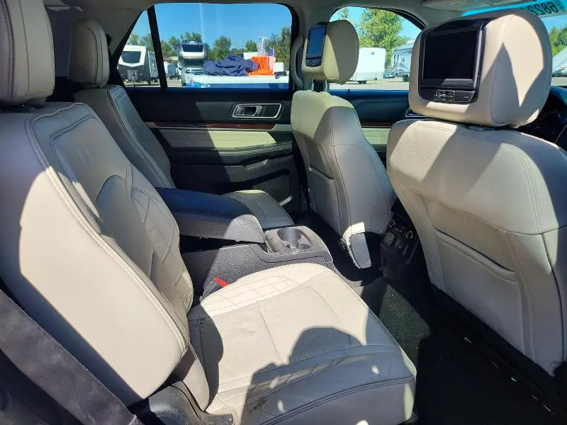 2016 FORD EXPLORER PLATINUM  
