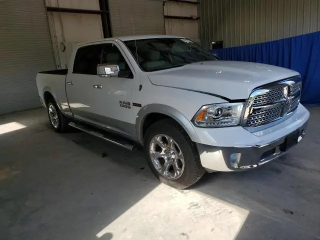 2015 RAM 1500 LARAMIE