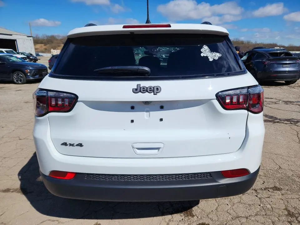 2025 JEEP COMPASS LATITUDE  