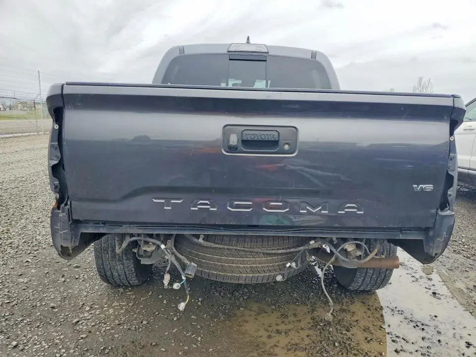 2018 TOYOTA TACOMA TRD SPORT  